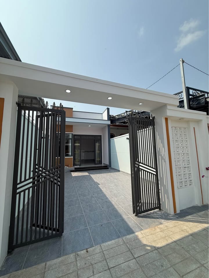 Nhà riêng TP Tây Ninh 135m² giá 1.49 tỷ - Sẵn sàng ở ngay!