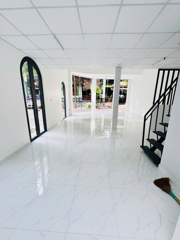 Bán Đất Lô Góc VIP KDC Lộc Vừng, Thủ Đức - 72m² Giá 10.8 Tỷ