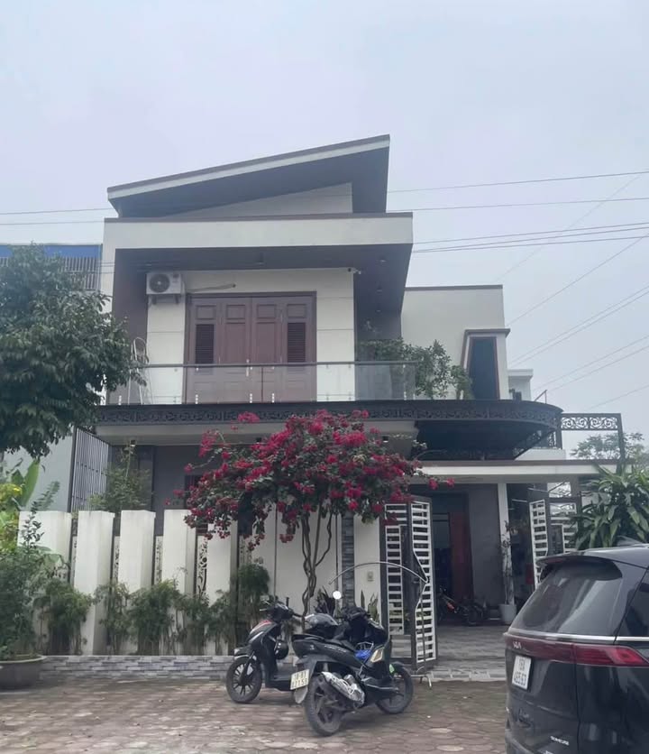 Nhà Phố Mỹ Lộc 150m² giá 9.6 tỷ - Mặt tiền kinh doanh đắc địa!