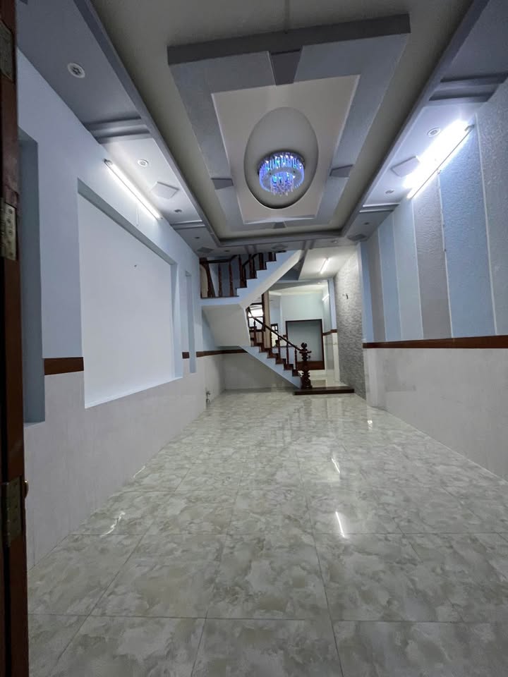 Cho thuê nhà 4 tầng hẻm xe hơi Nguyễn Sỹ Sách, Tân Bình - 20 Triệu/Tháng