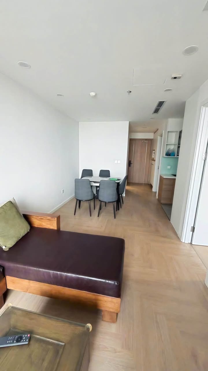 Cho thuê căn hộ 2PN The Ninety Láng, Đống Đa - View đẹp, Full nội thất