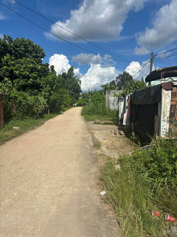 Đất nền KonRờBàng, Vinh Quang, Kon Tum 130m² - Đất thổ cư 100%!