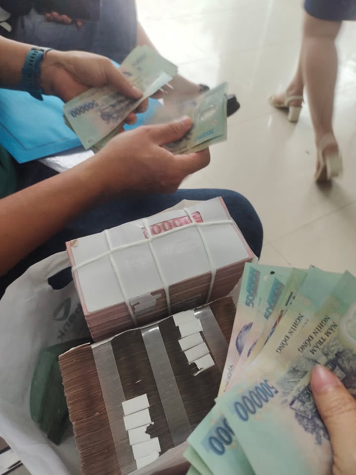 Đất nền Kon Tum 135m² - Đường to ô tô, tặng nhà cấp 4!