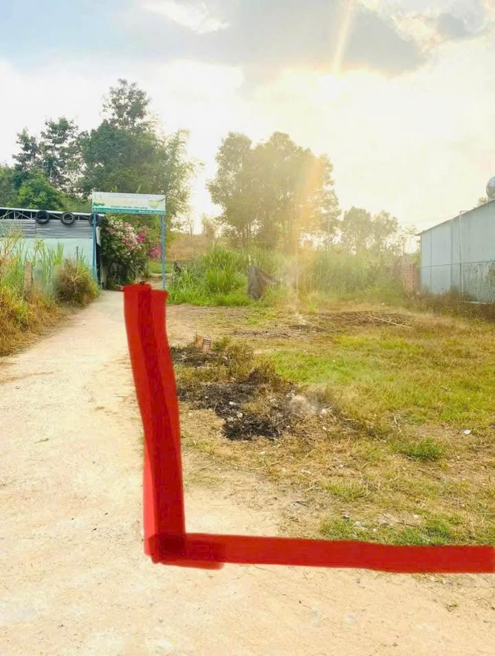 Bán Đất Góc 57m² Thôn 5 Đoàn Kết, Kon Tum - Sổ Đỏ, Giá Tốt