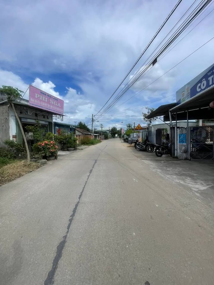 Bán Đất Mặt Tiền Nguyễn Thông, Kon Tum - 125m², Hướng Nam, Giá Tốt