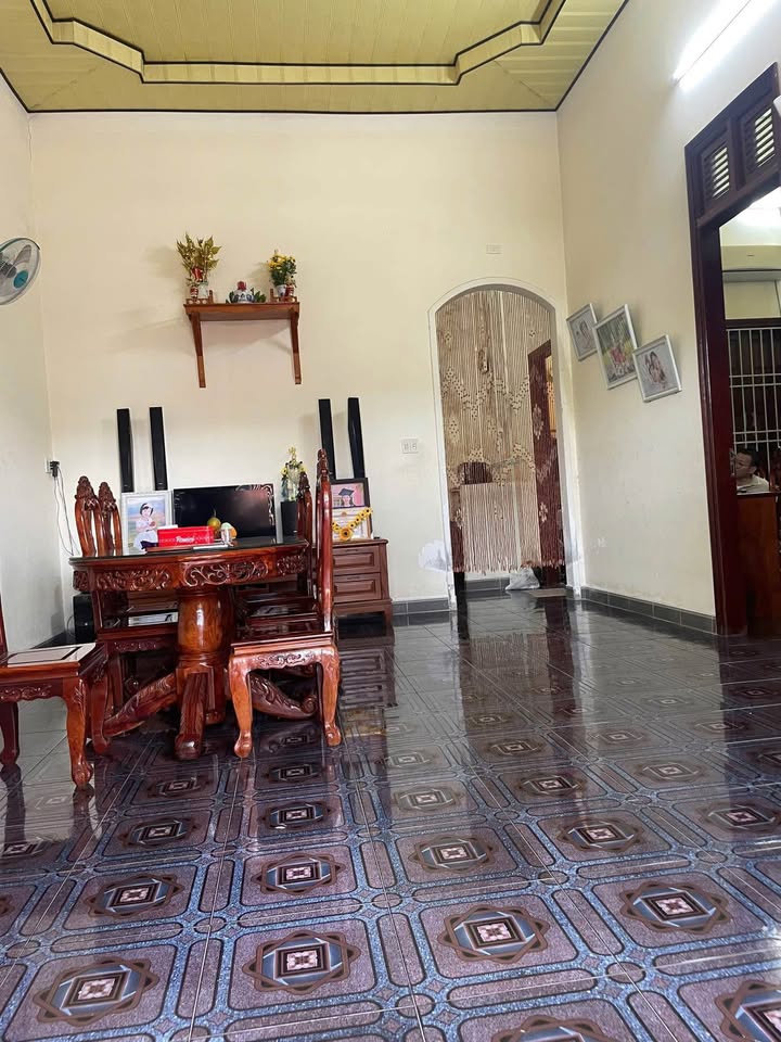 Nhà 100m² Đinh Công Tráng, Kon Tum - Vị Trí Vàng, Sẵn Sàng Ở Ngay