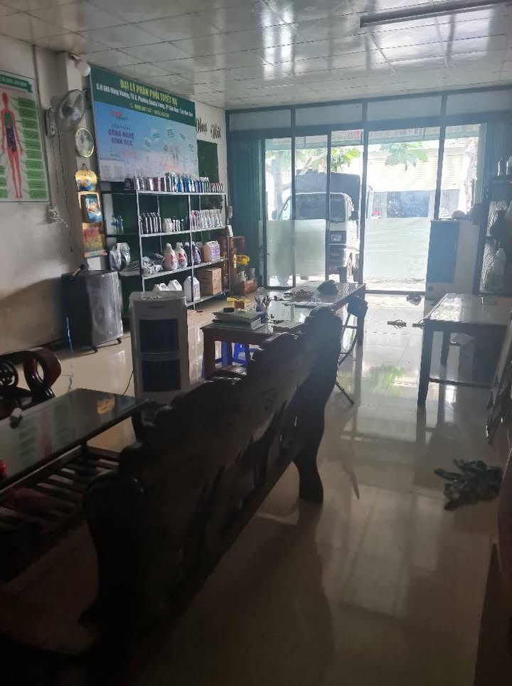 Nhà Mặt Tiền Hùng Vương, Kon Tum - Kinh Doanh Sầm Uất, 2.8 Tỷ