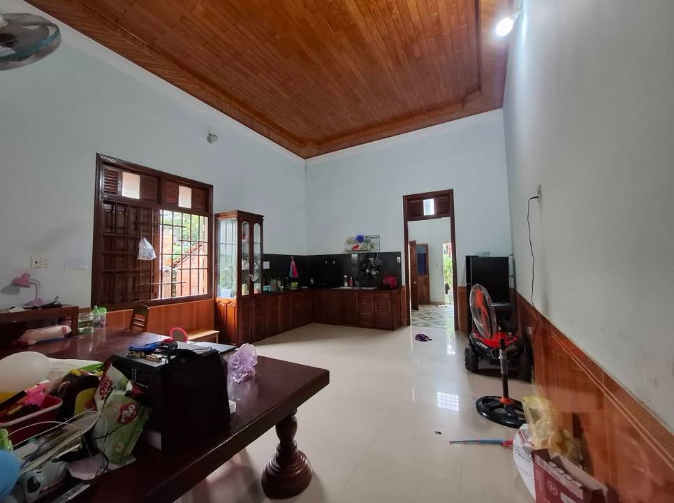 Nhà Mặt Tiền Kon Tum 260m² Đường Phạm Ngọc Thạch – Kinh Doanh Đắc Địa!