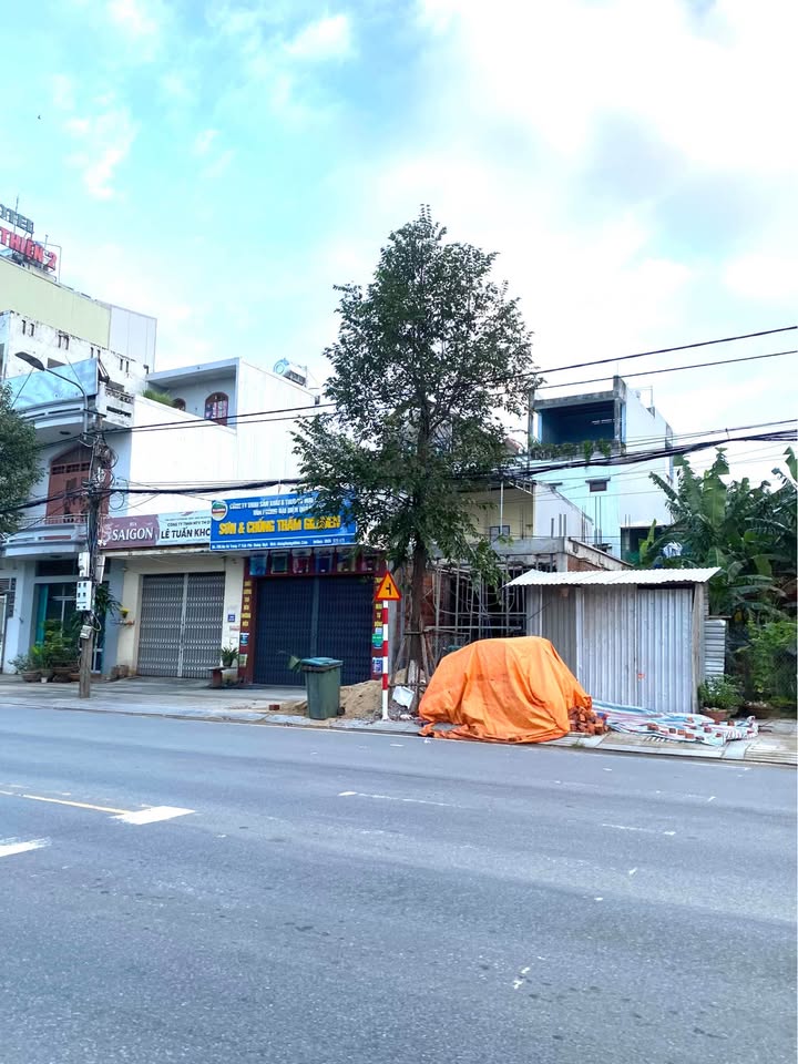 Nhà Phố Hai Bà Trưng Kon Tum 100m² giá 4.6 tỷ - Mặt tiền kinh doanh đắc địa!