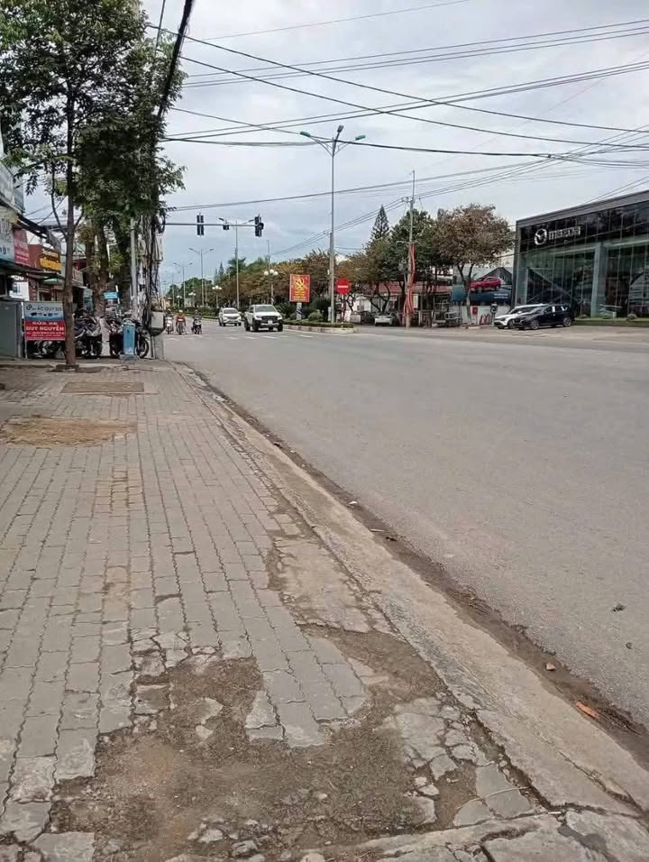 Nhà phố Phan Đình Phùng, Kon Tum 124m² - Mặt tiền kinh doanh đắc địa!