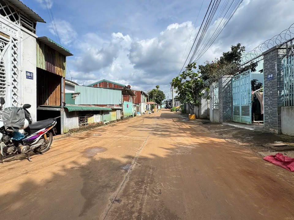 Đất nền Pleiku 165m² - Sổ đỏ chính chủ, đường ô tô 8m!