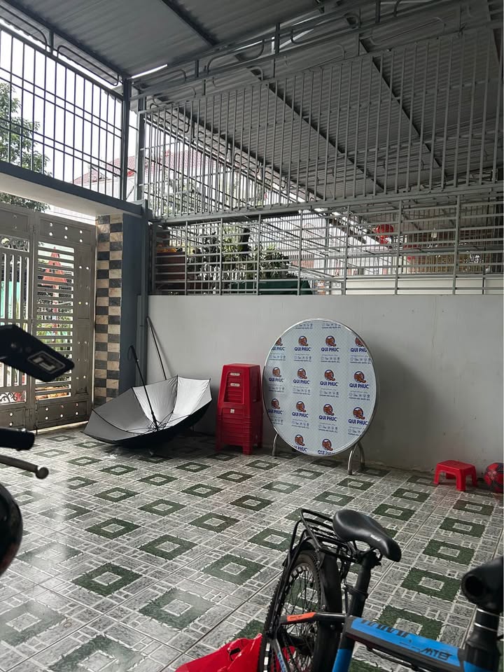 Nhà Mặt Tiền Nguyễn Văn Hoàng, Kon Tum - 150m², 2 Tỷ Tốt