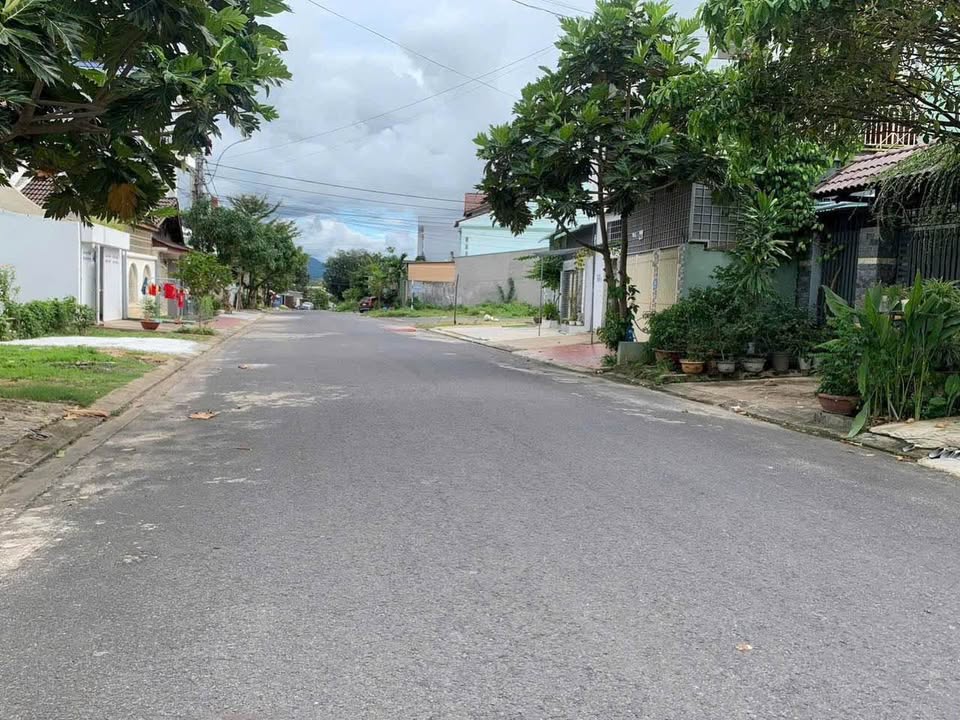 Đất Vàng Đường Thu Bồn, Kon Tum - 150m² Sổ Đỏ Chính Chủ