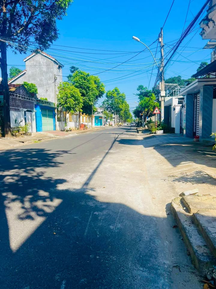 Nhà Thi Sách Kon Tum 201m² - Giá tốt hiếm có, chính chủ bán gấp!