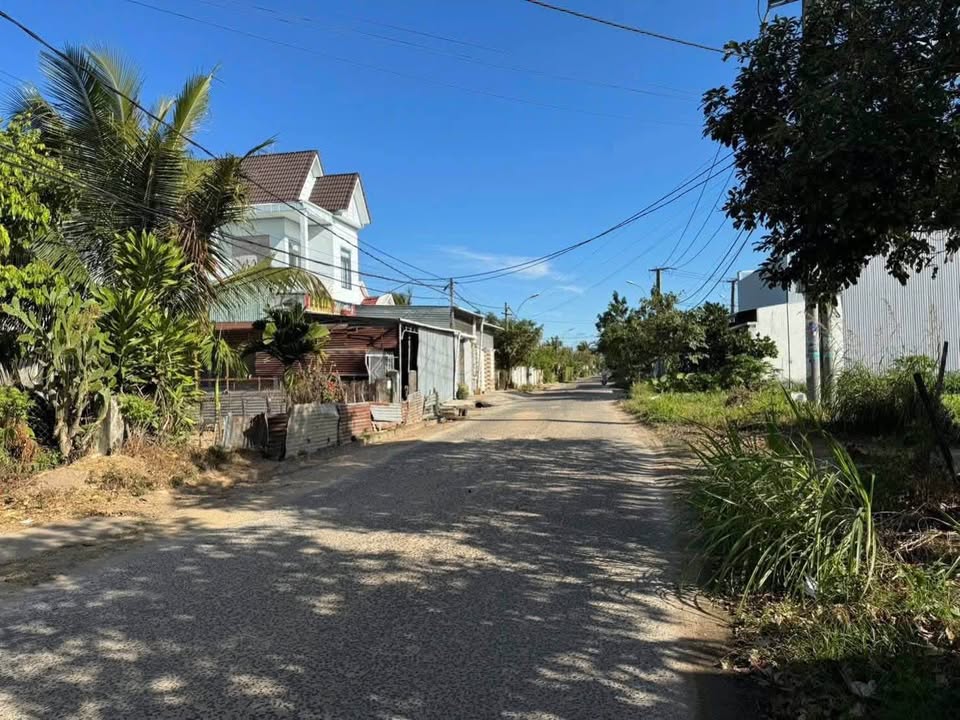 Đất nền Trần Đại Nghĩa Kon Tum 375m² - Sổ đỏ chính chủ