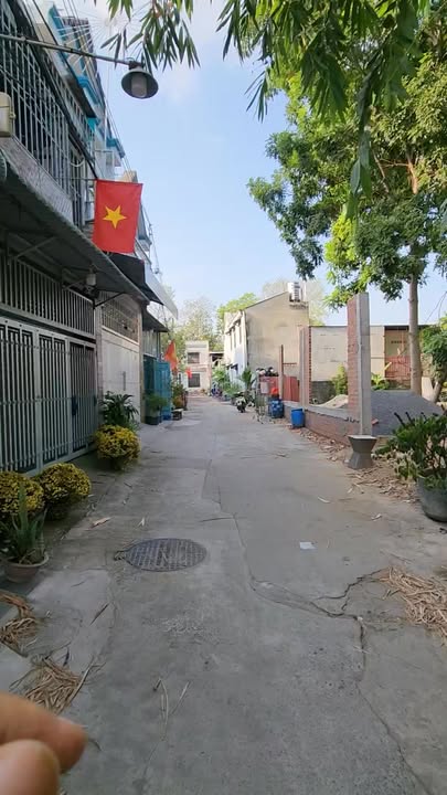 Nhà riêng Dĩ An 82m² giá 7.5 triệu - Ô tô vào tận nhà, sẵn sàng ở ngay!