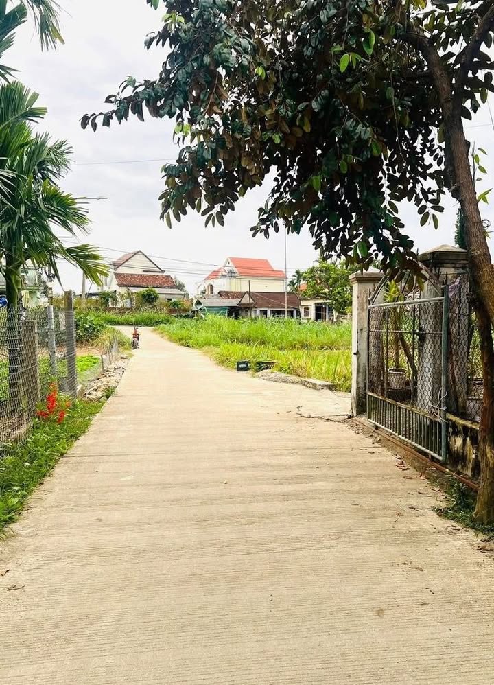 Đất Lô Góc Tịnh Long - 152m² Hướng Đông - Giá 8xx Triệu