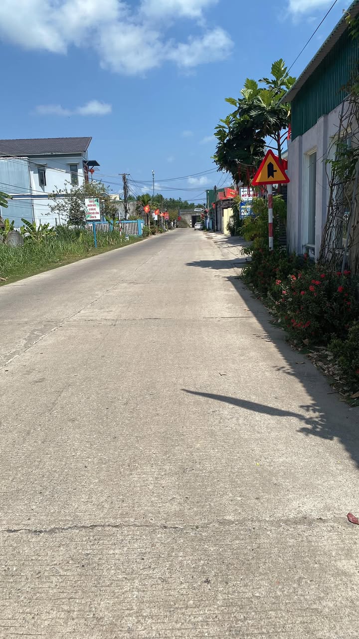 Nhà mặt tiền Bình Trung, Bình Sơn 148m² - Vị trí đắc địa kinh doanh!