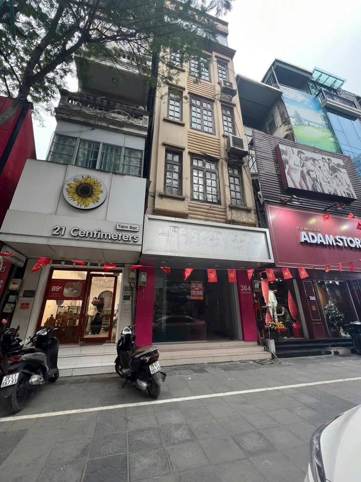 Mặt bằng Chùa Láng, Đống Đa 65m² - Mặt tiền kinh doanh 28 triệu!