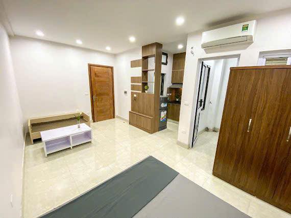 Cho thuê Studio full nội thất đường Nguyễn Văn Huyên, Cầu Giấy - 5.2 triệu/tháng