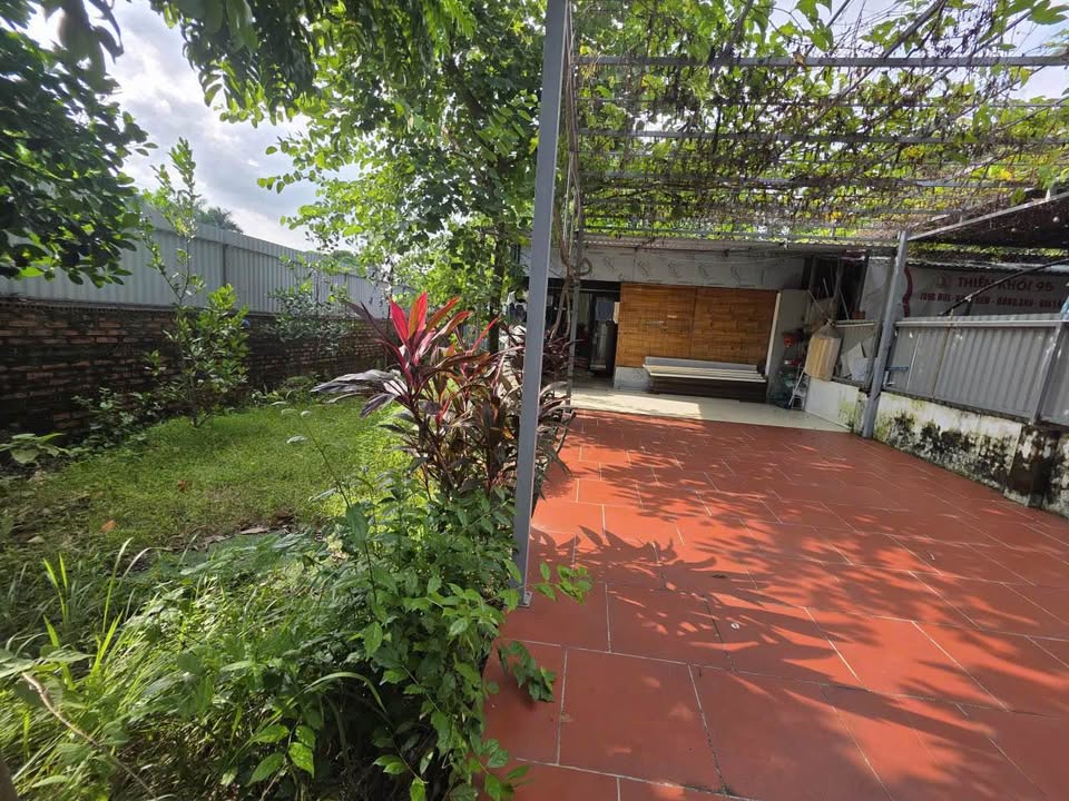 Nhà cấp 4 Ngọc Thụy 160m² - Sẵn sàng ở ngay!