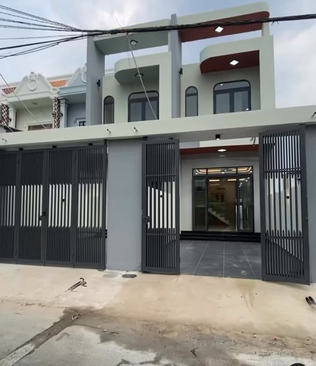 Nhà Mặt Tiền DX92, Thủ Dầu Một 107m² - Sẵn Sàng Dọn Vào Ở Ngay!