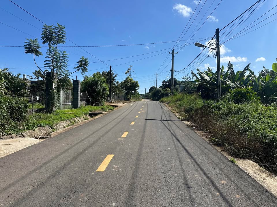 Bán đất Bảo Lộc 555m² - Sẵn 76m² đất ở, view đẹp, giá 2 tỷ