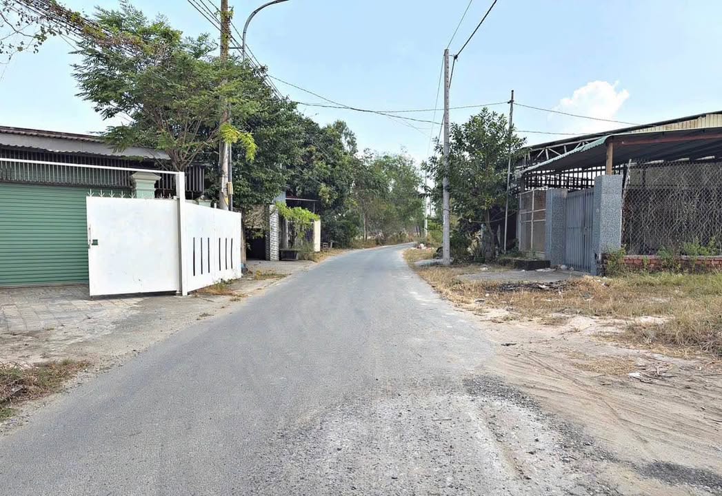 Đất nền Phường Phú Mỹ 800m² giá 5 tỷ - Sổ đỏ chính chủ