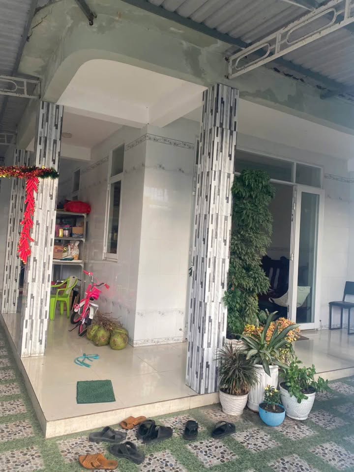 Nhà 2 Mặt Tiền Đường Nhựa Phú Tài, Phan Thiết - 170m², Sổ Hồng Sẵn Sàng