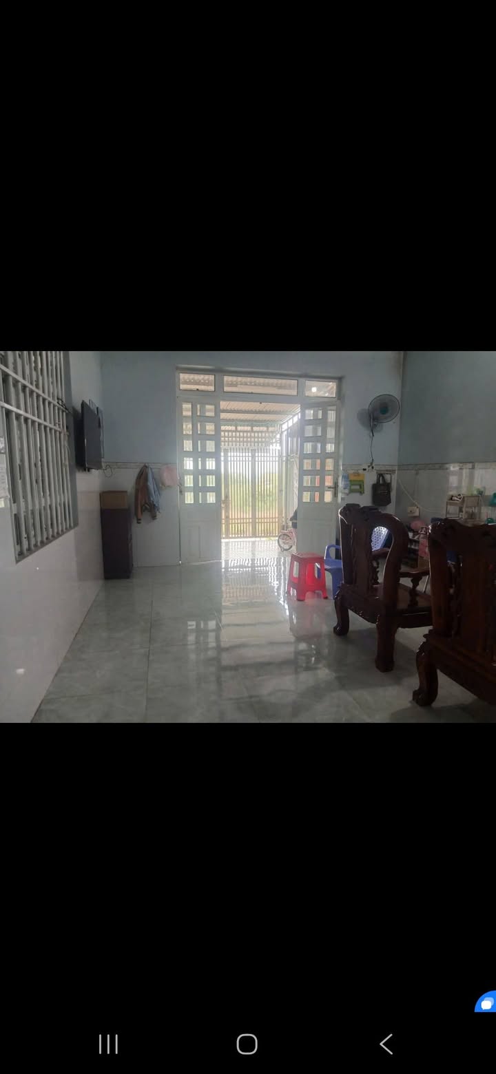 Nhà riêng Phường Tân Phú, Đồng Xoài 204m² - Sổ đỏ chính chủ, giá 1.6 tỷ!