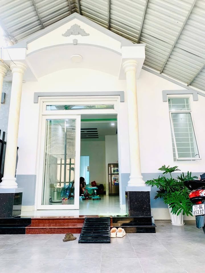 Nhà 108m² Phường 7, Bến Tre - Giá Giảm Sốc 950 Triệu, Sẵn Sàng Ở Ngay!