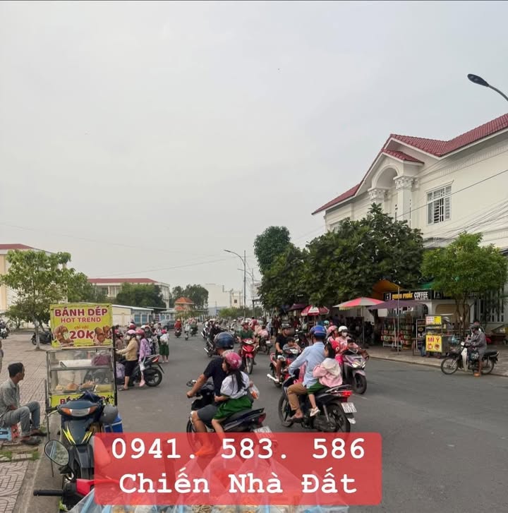 Đất Nền KDC Văn Hoá Tây Đô - Hậu Giang, 110m², Hướng Đông Nam, Giá 4.8 Tỷ