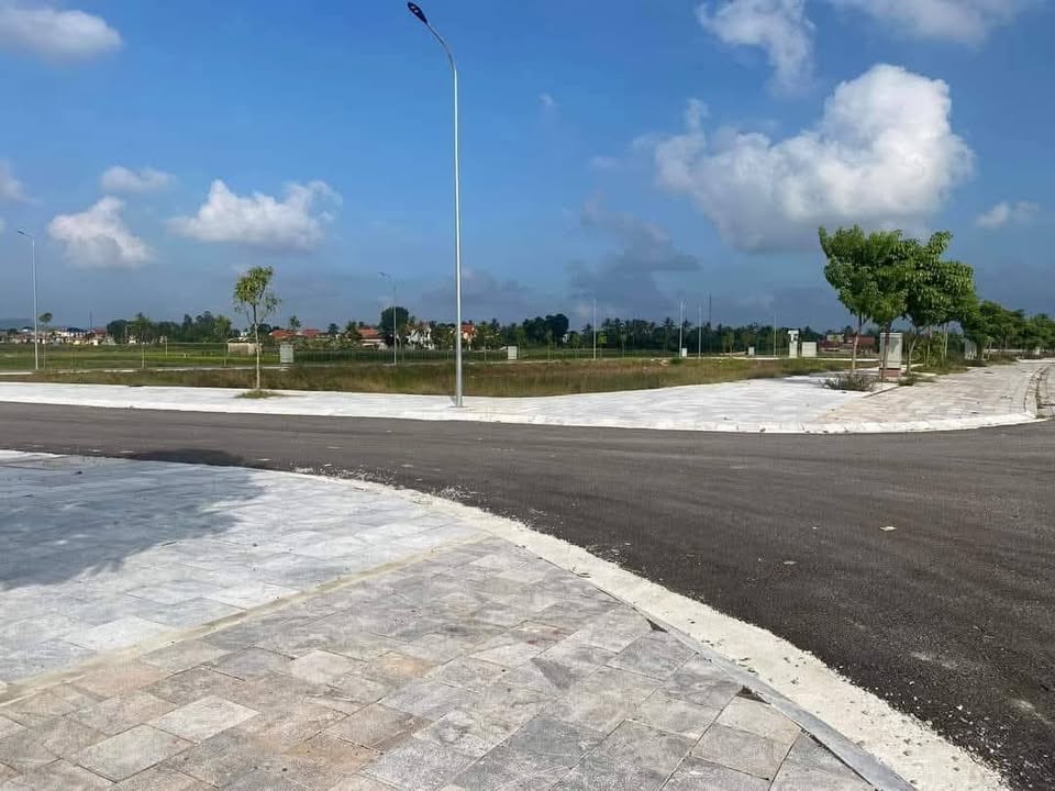 Đất nền Hoằng Thắng - Mặt tiền 130m² trục chính, gần KCN Thắng Thái