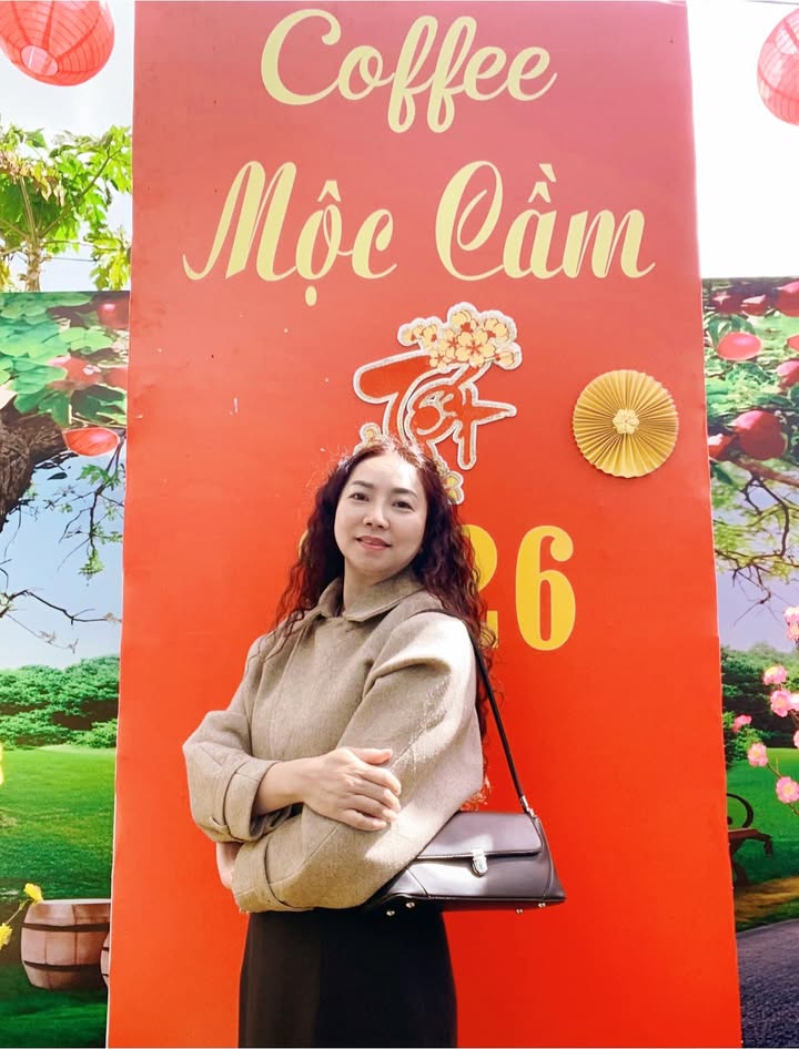 Đất nền Buôn Hồ 150m² giá 1 tỷ - Sổ đỏ chính chủ sẵn sàng!