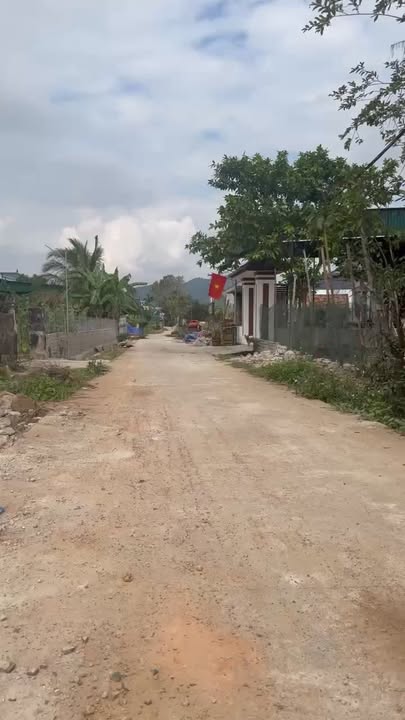 Đất Vàng TP Vinh 126m² - Sổ Đỏ Chính Chủ, Đường 2 Xe Tránh