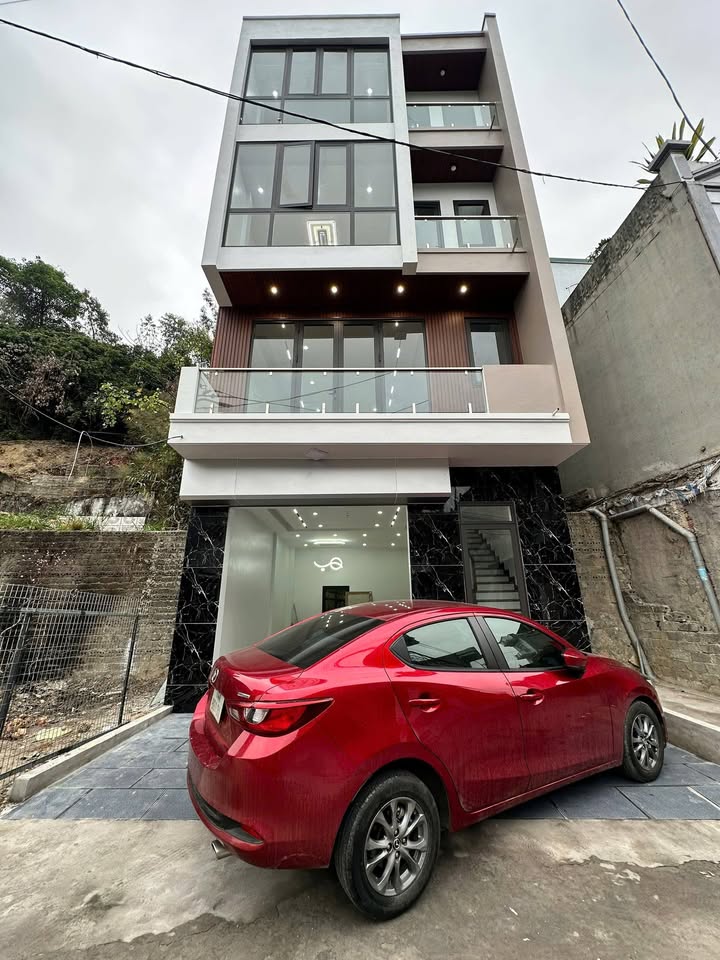 Nhà Phố Hạ Long 68m² - 4 Tầng Hiện Đại, 3.95 Tỷ