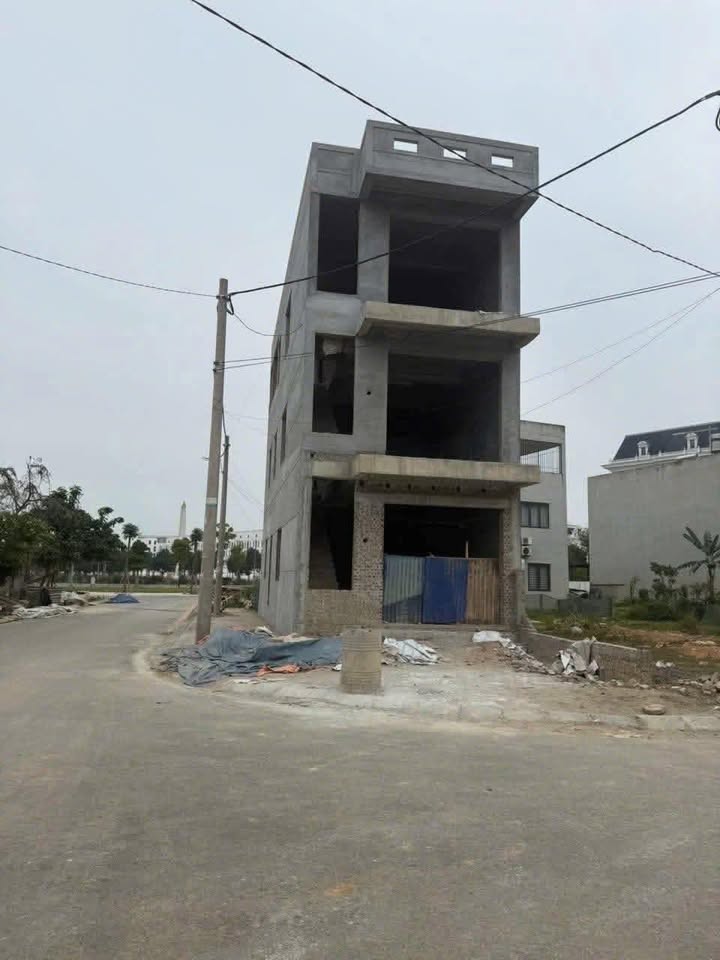 Nhà Riêng Đanko Phổ Yên 100m² - Lô Góc 2 Mặt Tiền, Vị Trí Vàng!