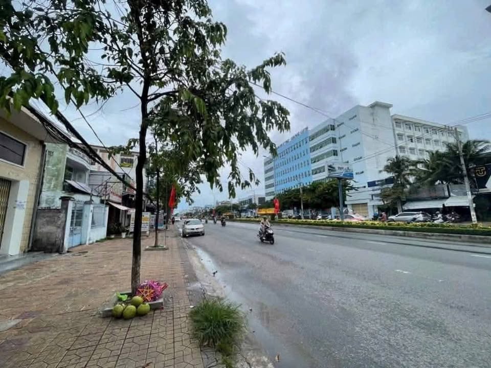 Mặt Tiền Nguyễn Văn Cừ, Cần Thơ - 286m² Kinh Doanh Đa Ngành