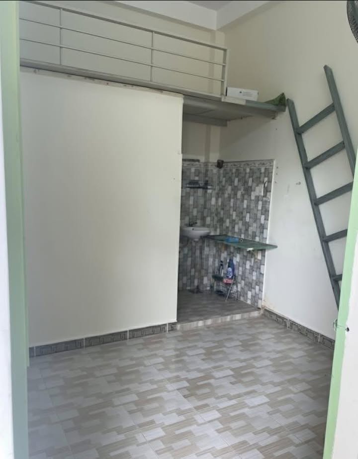 Phòng Trọ Gác Lửng Đường Đống Đa - Giờ Giấc Tự Do, Gần Đại Học Đà Nẵng