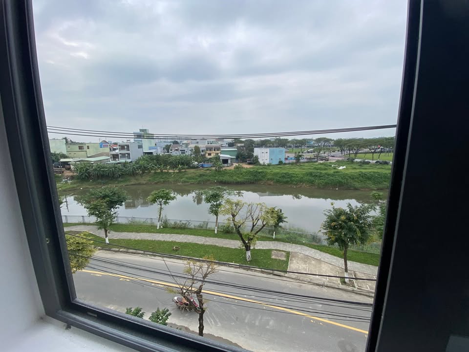 Cho thuê Căn hộ Mặt tiền Phạm Viết Chánh, Đà Nẵng - View Hồ, Full Nội Thất