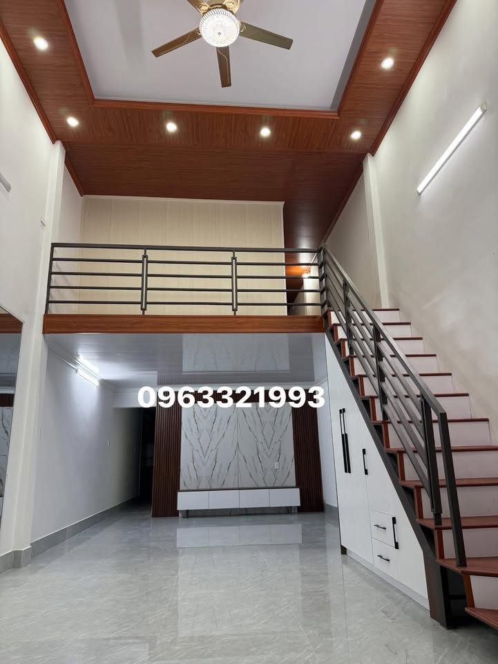 Nhà riêng Phường Chi Lăng 82m² giá 2 tỷ - Ô tô vào tận nhà