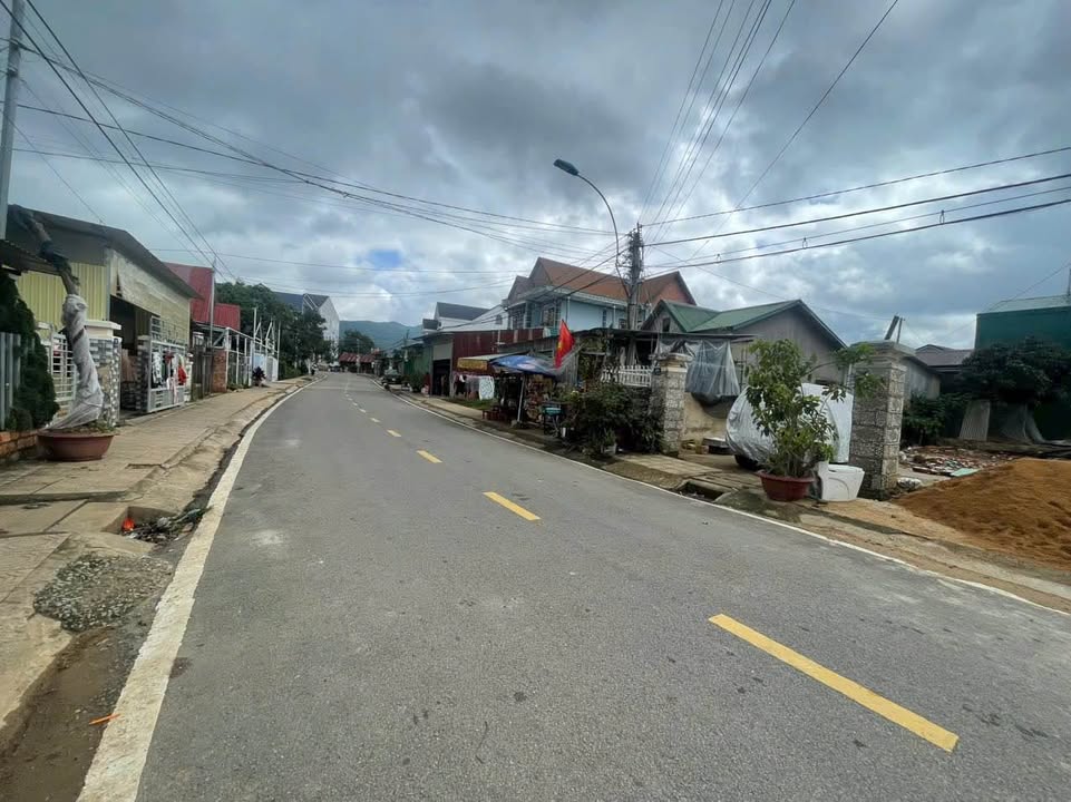 Đất Mặt Tiền Lạc Long Quân Lạc Dương, Lâm Đồng - 119m² Sổ Đỏ, Giá 4.2 Tỷ