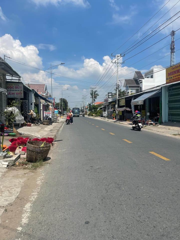 Đất Nền Mặt Tiền DH26B, Chợ Gạo, Tiền Giang - 330m² Giá 1 Tỷ Chính Chủ