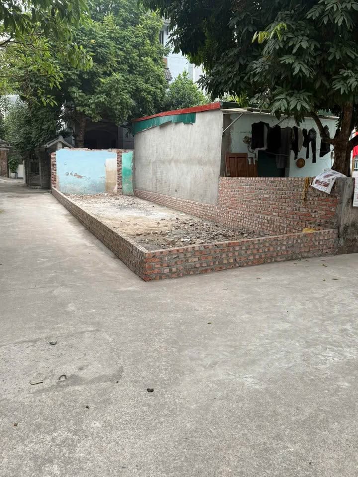 Bán Đất Lô Góc 63m² Cổ Bi, Gia Lâm - Ô Tô Vào Tận Đất, Giá 6.5 Tỷ