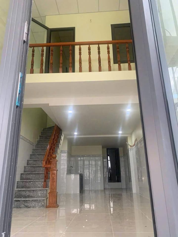 Nhà Cho Thuê Chánh Nghĩa, Thủ Dầu Một - 2PN, 2WC, Sân Xe Máy, Giá 5 Triệu/Tháng