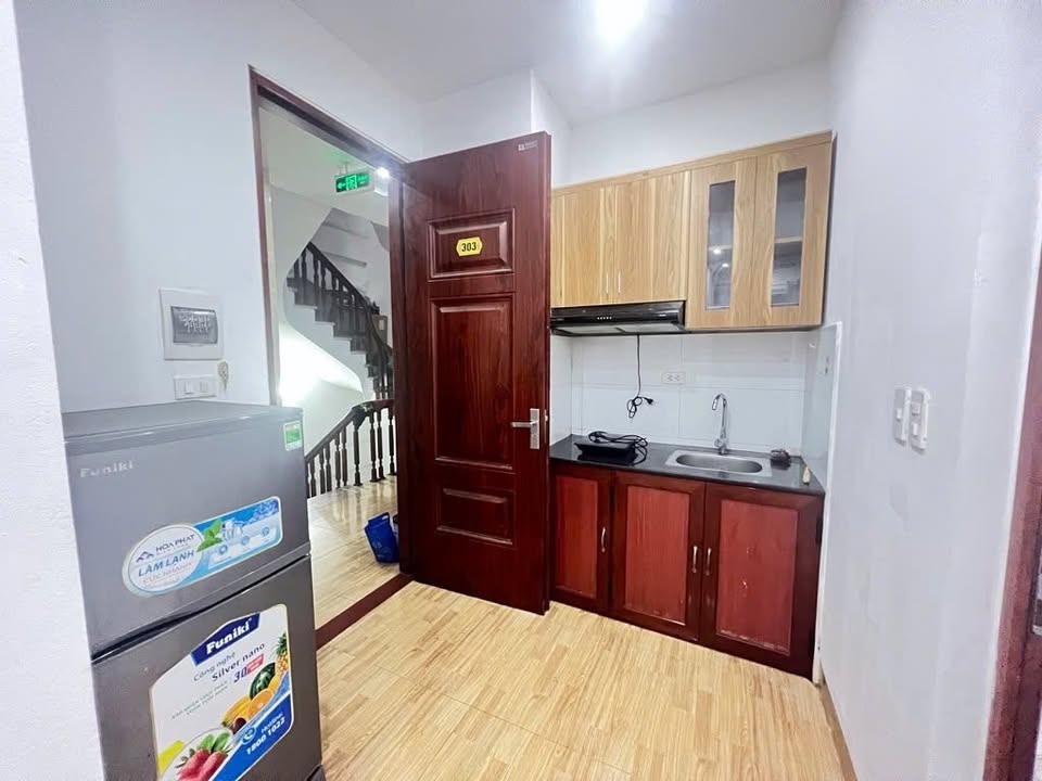 Cho thuê Studio 30m² Nguyễn Chánh, Cầu Giấy - Sẵn Sàng Dọn Vào Ở Ngay!