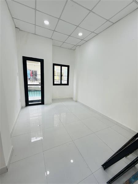 Nhà Phố Bùi Thị Xuân, Tân Bình 28m² giá 3 tỷ - Mặt tiền kinh doanh