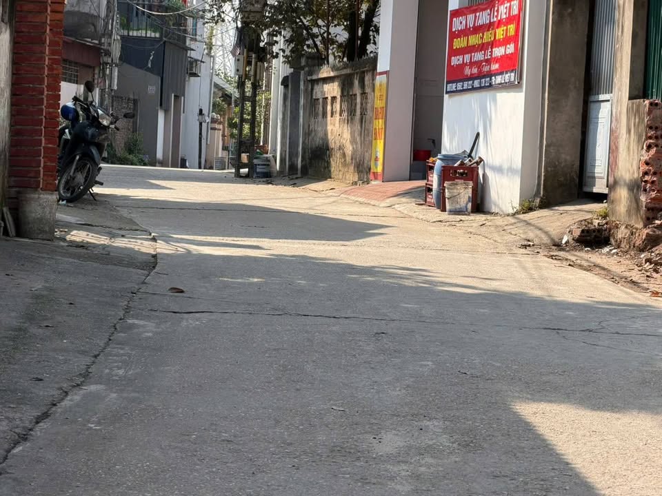 Nhà Mặt Tiền 100m² Phố Hòa Bình, Việt Trì - Kinh Doanh Đa Ngành