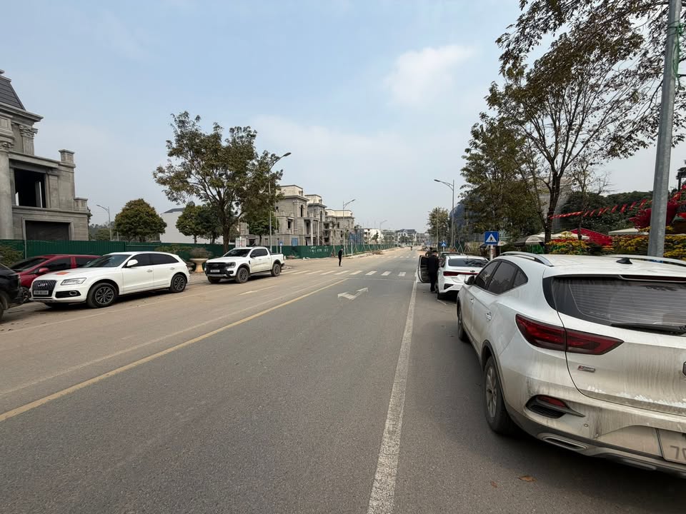 Đất nền Việt Trì 350m² - Mặt tiền kinh doanh, view Công viên Văn Lang