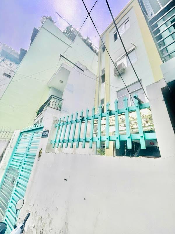 Nhà riêng Quận 4 99m² giá 10 tỷ - Đầu tư sinh lời ngay!